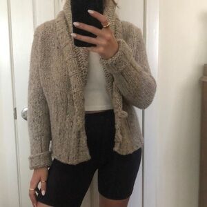 Chunky Knit Sweater​
